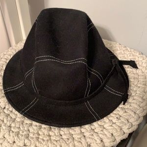 Black wool hat with white stitching